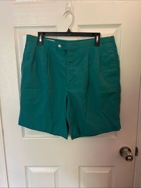 Classic Teal Flat-Front Men’s Shorts